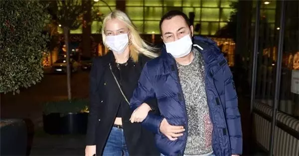 13 yıl önce kansere yakalandığını itiraf etti!