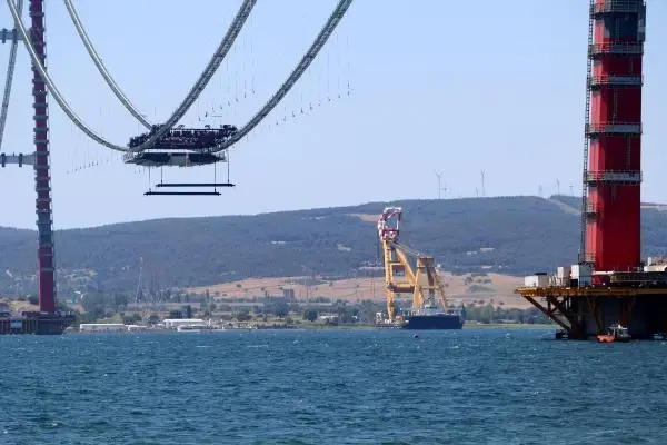 1915 ÇANAKKALE KÖPRÜSÜ'NDE İLK MEGA TABLİYE BLOK MONTAJI YAPILDI