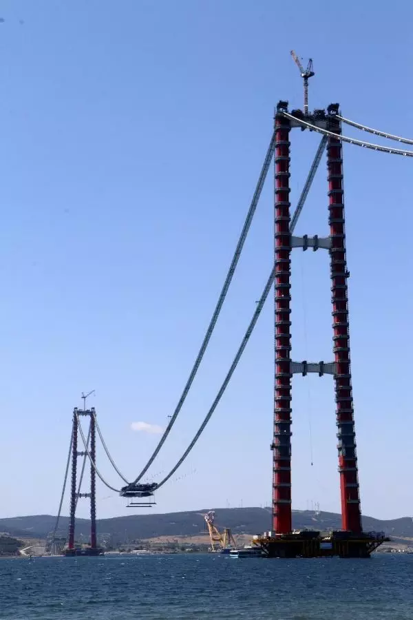 1915 ÇANAKKALE KÖPRÜSÜ'NDE İLK MEGA TABLİYE BLOK MONTAJI YAPILDI