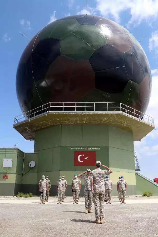 3 BİN 180 RAKIMDAKİ 'GÖKYÜZÜNÜN KESKİN GÖZLERİ' BAYRAMDA DA GÖREVDE 3 BİN 180 RAKIMDAKİ 'GÖKYÜZÜNÜN KESKİN GÖZLERİ' BAYRAMDA DA GÖREVDE