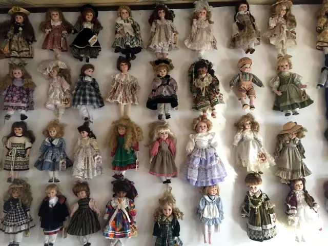 70 ülkede izini sürdü, 18 bin taş bebeği koleksiyonuna ekledi