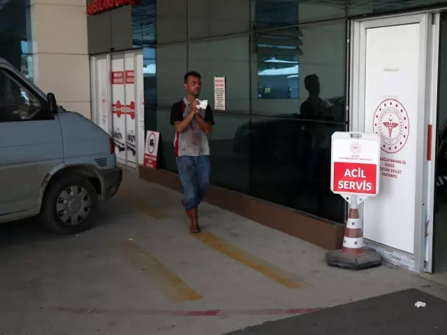 Son dakika 3. sayfa: Acemi kasap, kameraları görünce duvarların arkasına saklandı