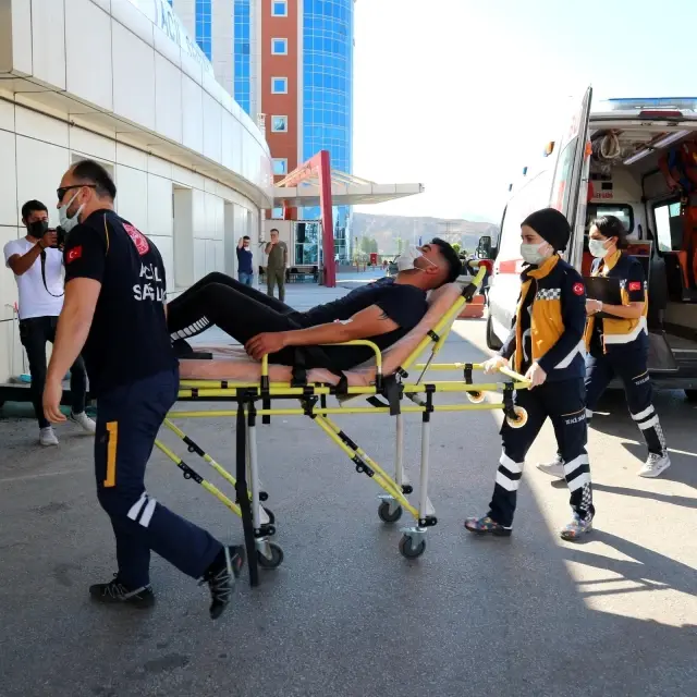 Son dakika haberi! Acemi kasaplar hastanelere akın etti