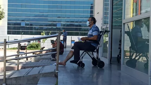 Acemi kasaplar hastanelere koştu