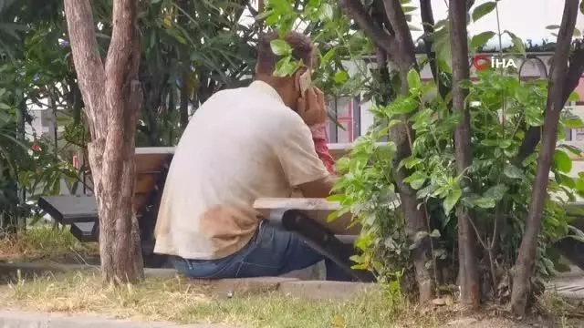Üstüne inek düştü, sağ bacağı kırıldı Üstüne inek düştü, sağ bacağı kırıldı