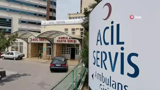 Üstüne inek düştü, sağ bacağı kırıldı