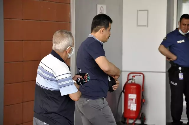 Acemi kasaplar soluğu hastanede aldı