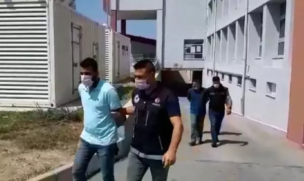Son dakika haberleri: ADANA'DA UYUŞTURUCU OPERASYONU: 4 GÖZALTI