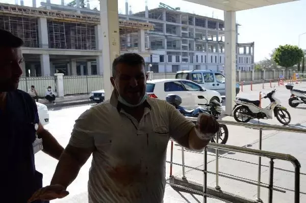 Adana'da acemi kasaplar hastanelere koştu