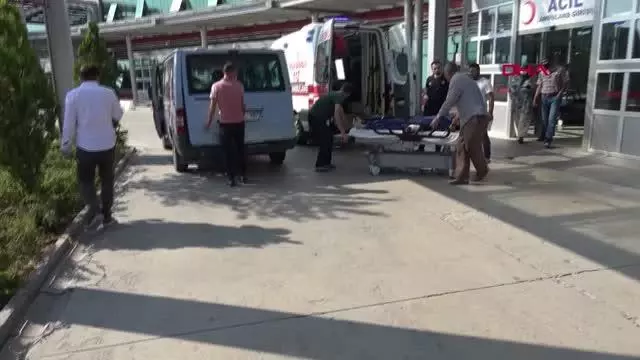 Son dakika haber | AFYONKARAHİSAR'DA 20 ACEMİ KASAP HASTANELİK OLDU Son dakika haber | AFYONKARAHİSAR'DA 20 ACEMİ KASAP HASTANELİK OLDU