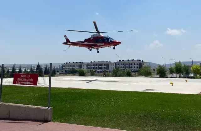 Ambulans helikopterde görevli ATT, Türkiye'nin ikinci defa içini ısıttı