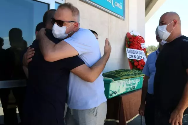 Akhisarspor Başkanı Hüseyin Eryüksel son yolculuğuna uğurlandı