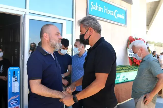 Akhisarspor Başkanı Hüseyin Eryüksel son yolculuğuna uğurlandı