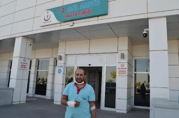 AKSARAY'DA ACEMİ KASAPLAR, KENDİLERİNİ KESTİ