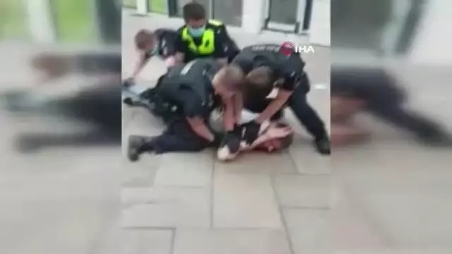 Almanya'daki polis şiddeti George Floyd'u akıllara getirdi