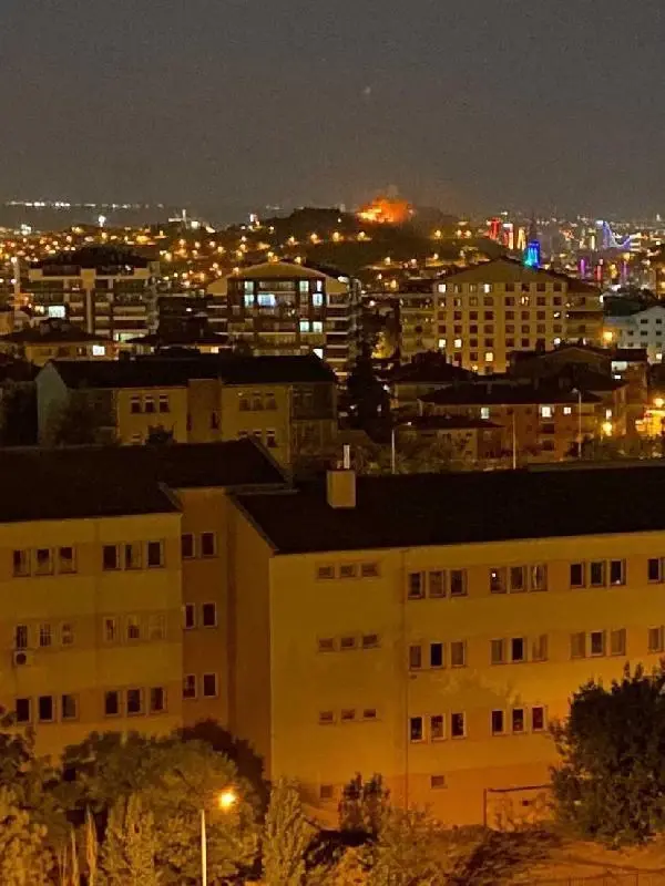 ANKARA'DA ÇIKAN YANGINDA 2 GECEKONDU KÜL OLDU ANKARA'DA ÇIKAN YANGINDA 2 GECEKONDU KÜL OLDU