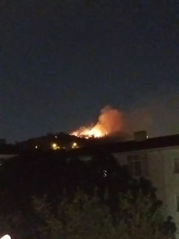 ANKARA'DA ÇIKAN YANGINDA 2 GECEKONDU KÜL OLDU