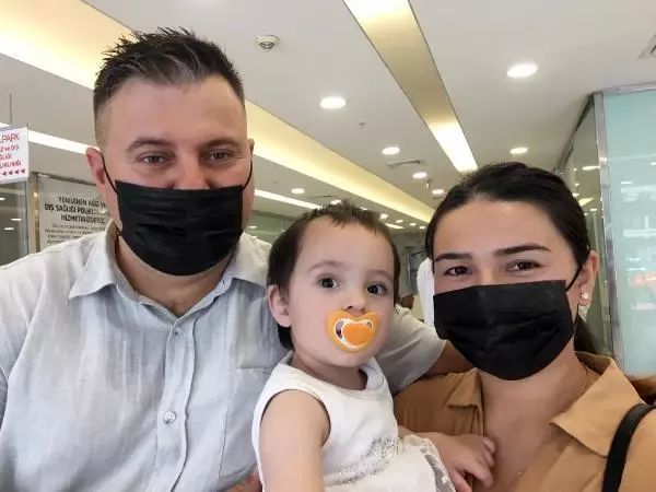 ANNE VE BABASININ VAZGEÇMEDİĞİ ASENA BEBEK, YAŞAMA TUTUNMAYI BAŞARDI ANNE VE BABASININ VAZGEÇMEDİĞİ ASENA BEBEK, YAŞAMA TUTUNMAYI BAŞARDI