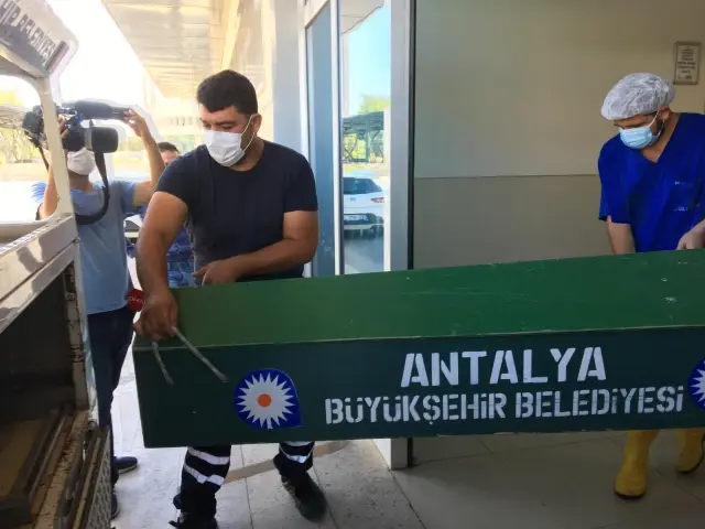 Son dakika gündem: Kayıp olarak aranırken derede cesedi bulunan kız çocuğunun cenazesi defnedildi
