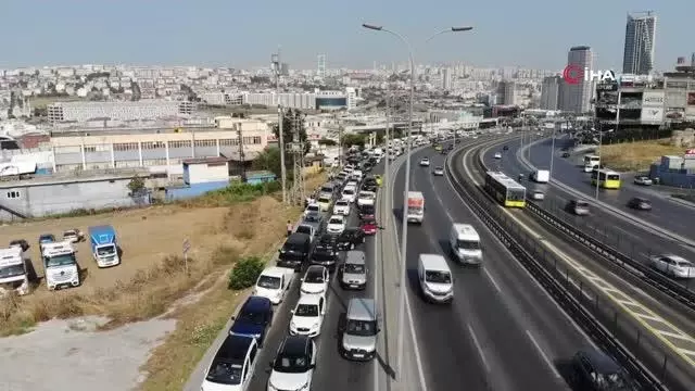 Avcılar E-5'te kurban yoğunluğu drone ile görüntülendi