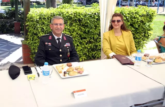 Aydın'da il protokolü bayramlaştı