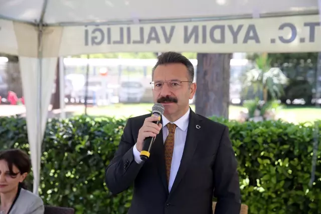 Aydın'da il protokolü bayramlaştı
