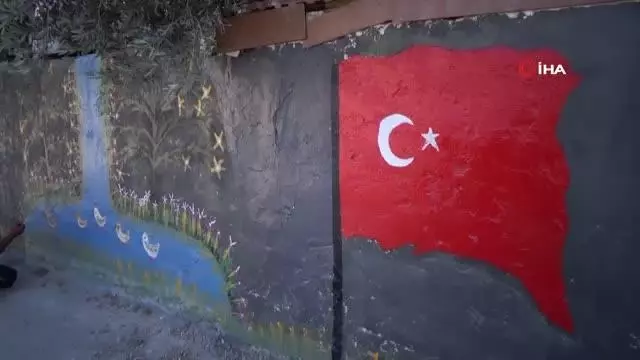 Bahçe duvarları tuvali oldu