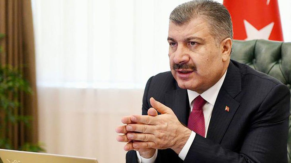Bakan Koca'dan bayram mesajı: Aşı olanlardan istirham ediyorum, olmayanlarla konuşsunlar
