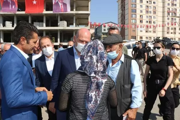 BAKAN SOYLU DÜNÜN KÖTÜLÜKLERİNİ DEĞİL GÜZEL HATIRALARINI HATIRLAYALIM BAKAN SOYLU DÜNÜN KÖTÜLÜKLERİNİ DEĞİL GÜZEL HATIRALARINI HATIRLAYALIM