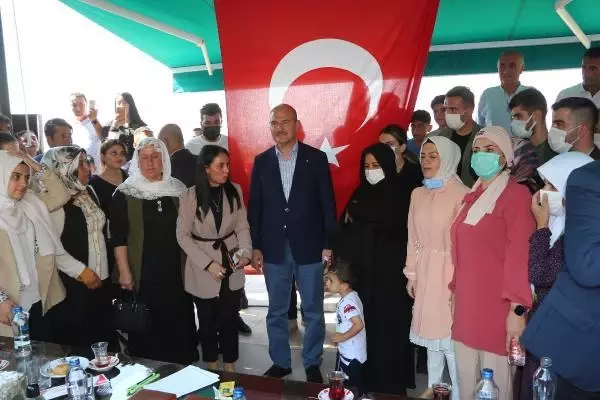 BAKAN SOYLU DÜNÜN KÖTÜLÜKLERİNİ DEĞİL GÜZEL HATIRALARINI HATIRLAYALIM