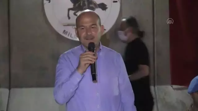 Son dakika haberi! Bakan Soylu, Şehit Jandarma Uzman Çavuş Tuncay Arslan Üs Bölgesi'ndeki askerlerle bir araya geldi (2)