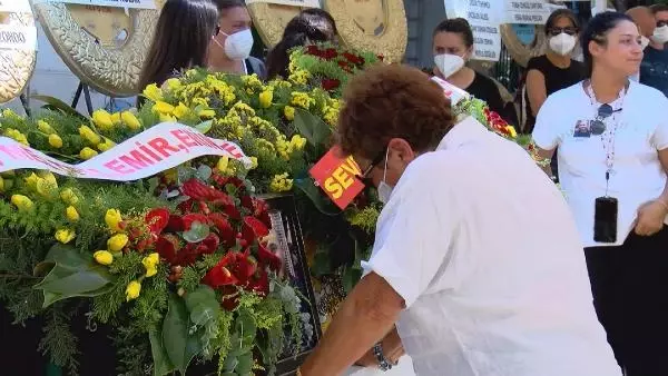 BAKIRKÖY ESKİ BELEDİYE BAŞKANI ERZEN'İN OĞLU CEM ÜNAL ERZEN, SON YOLCULUĞUNA UĞURLANDI