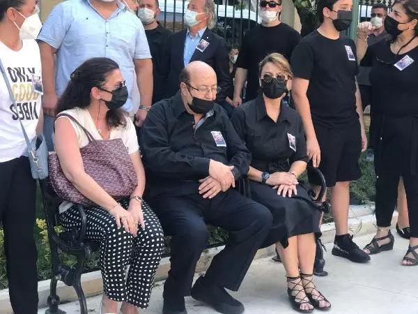 BAKIRKÖY ESKİ BELEDİYE BAŞKANI ERZEN'İN OĞLU CEM ÜNAL ERZEN, SON YOLCULUĞUNA UĞURLANDI