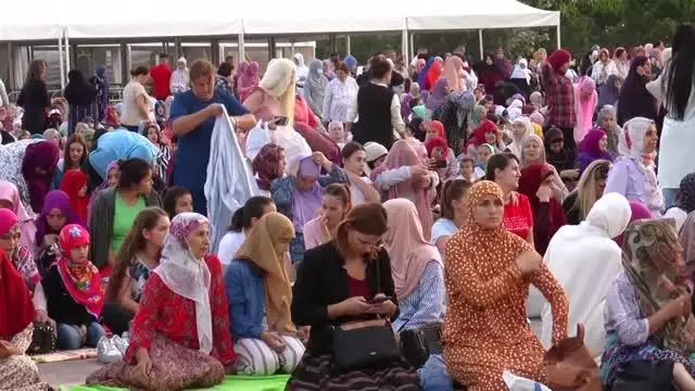 Balkanlar'da Kurban Bayramı coşkuyla karşılandı