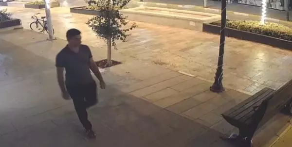 Son dakika haberi: Banktaki para dolu çantanın çalınma anı kamerada