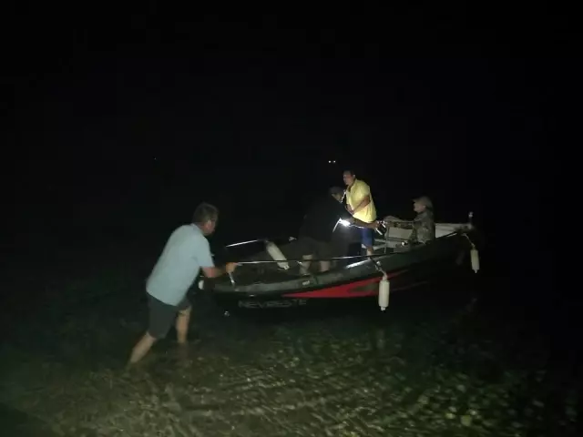 Bozcaada'da zıpkınla balık avlamak için denize giren kişi kayboldu