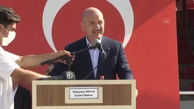 Son dakika: Soylu, Çakırsöğüt Jandarma Komando Tugay Komutanlığında askerlerle bayramlaştı (3)