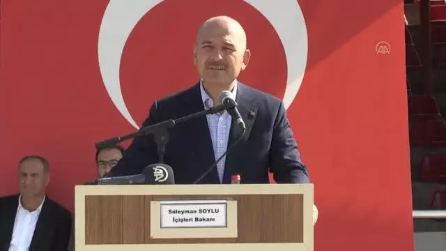 Son dakika: Soylu, Çakırsöğüt Jandarma Komando Tugay Komutanlığında askerlerle bayramlaştı (3)