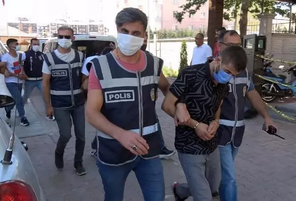 ÇALDIKLARI ÇELİK KASADAKİ PARAYLA TATİL YAPARKEN YAKALANDILAR