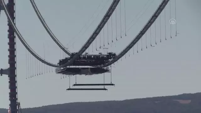 ÇANAKKALE - '1915 Çanakkale Köprüsü'nün tabliye montaj çalışmaları devam ediyor