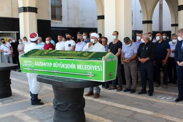 Cesedi Fırat'ta bulunan Usalp'ın cenazesi defnedildi Cesedi Fırat'ta bulunan Usalp'ın cenazesi defnedildi