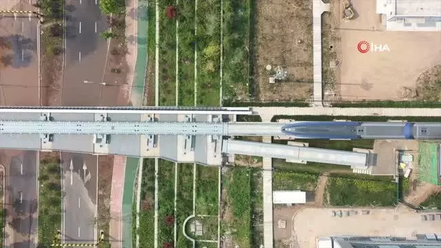 Çin, saatte 600 kilometre hıza çıkabilen maglev trenini tanıttı