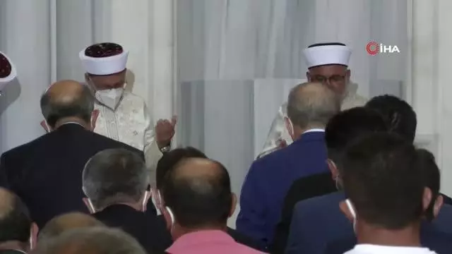 Cumhurbaşkanı Erdoğan, Bayram namazını KKTC'de kıldıCumhurbaşkanı Erdoğan: 'Amerika çekilme kararını verdi ama Kabil Havaalanının bizim tarafımızdan,...