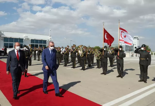Cumhurbaşkanı Erdoğan yurda döndü Cumhurbaşkanı Erdoğan yurda döndü