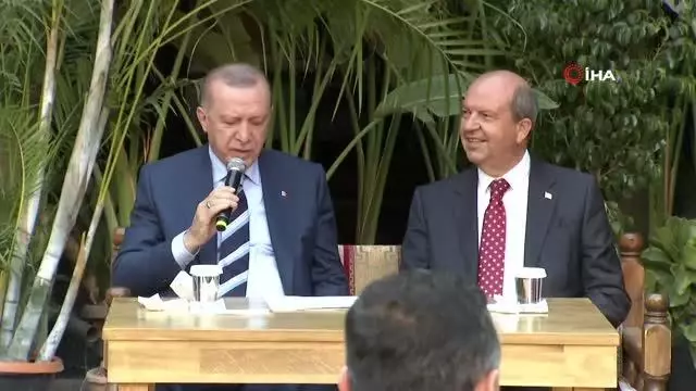 Son dakika haber | Cumhurbaşkanı Erdoğan KKTC'li gençlerle buluştuCumhurbaşkanı Recep Tayyip Erdoğan: 'İnşallah devraldığımız bu bayrak, sizler devraldığınızda tıpkı...