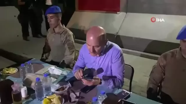 Son dakika haberi! Cumhurbaşkanı Erdoğan, Şehit Jandarma Uzman Çavuş Tuncay Arslan Üs Bölgesi'ndeki askerin bayramını kutladı