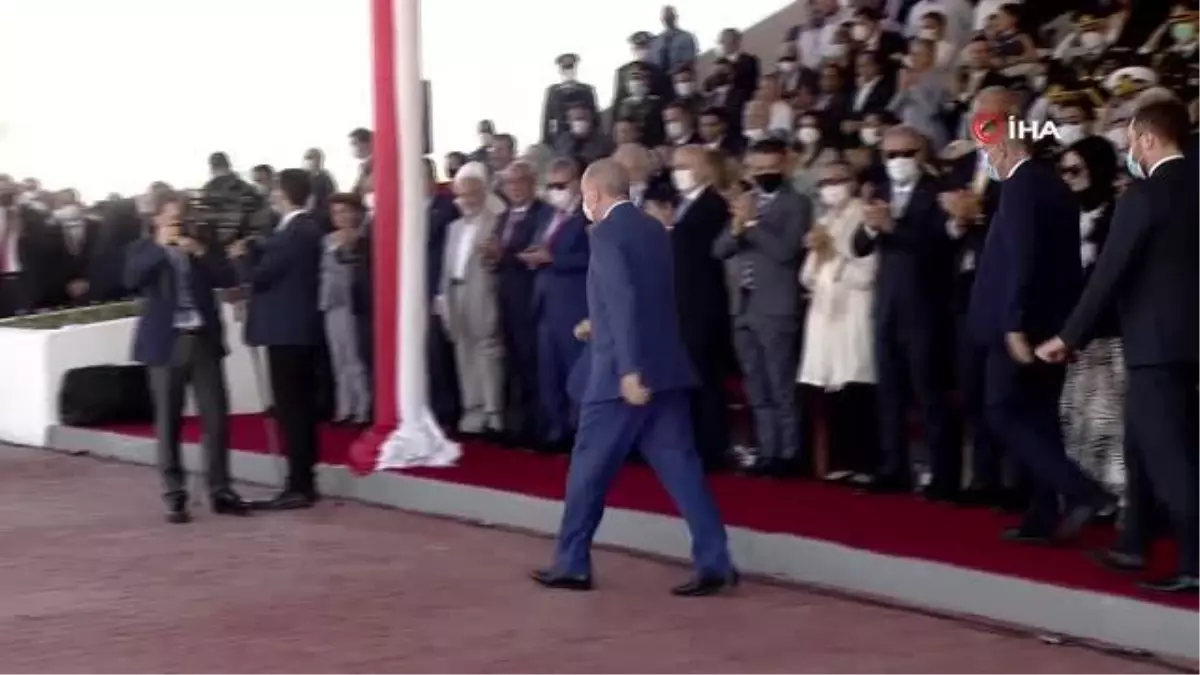 Son dakika: Cumhurbaşkanı Recep Tayyip Erdoğan, 'İçlerinde hala 1974 öncesi katliamların özlemini çekenlerin olduğunu görüyoruz' dedi.