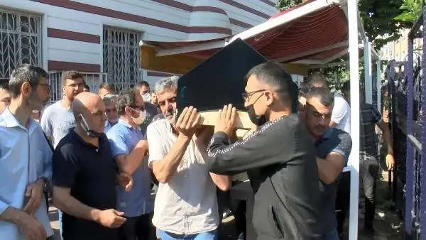 DENİZDE KAYBOLMUŞTU; CANSIZ BEDENİ BULUNAN İSA BAYDAL, SON YOLCULUĞUNA UĞURLANDI