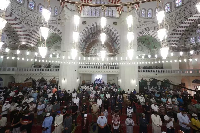 Diyanet İşleri Başkanı Erbaş, Hala Sultan Camii'nde bayram hutbesi irad etti