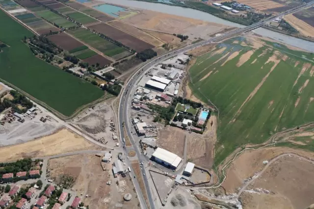 DİYARBAKIR - Jandarma, helikopter destekli denetim yaptı